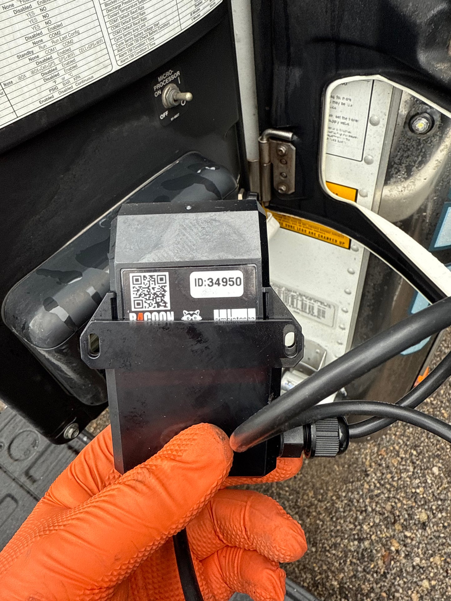 Trackfleet Reefer Temperature Management System – Carrier & ThermoKing Compatible