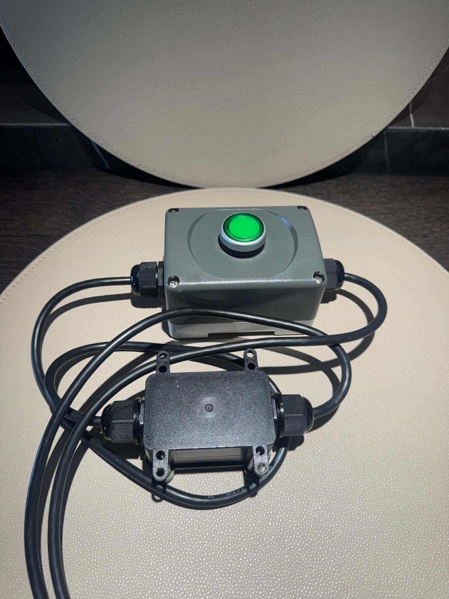 TrackFleet Remote Start/Stop Device for Carrier X4 7300 & 7500 Reefers